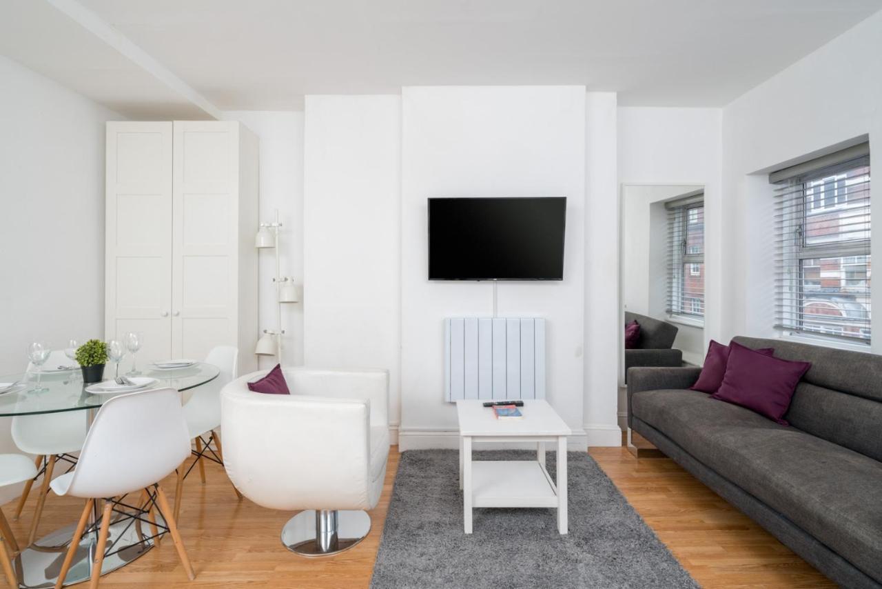 Soho & Covent Garden Apartment, Sleeps 3 ลอนดอน ภายนอก รูปภาพ